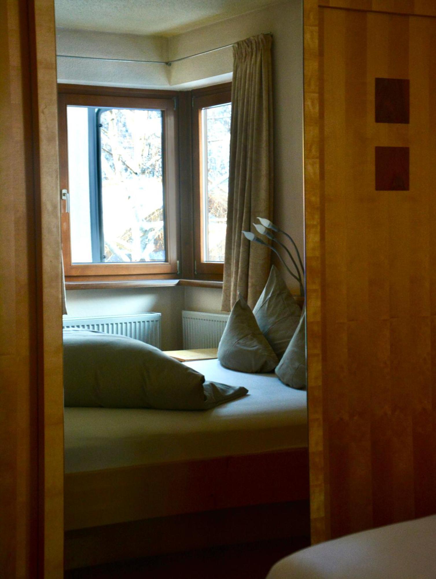 Haus Am Fang Bed & Breakfast Sankt Anton am Arlberg Ngoại thất bức ảnh